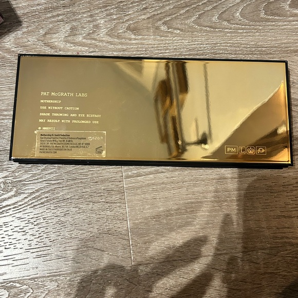 Pat McGrath Mothership XI: Sunlit Seduction Eyeshadow Palette (NEW & NEVER USED) - Picture 4 of 6